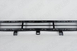 Решетка в бампер нижняя Hyundai Solaris 2 2017-2020 OEM3664 OEMPARTS
