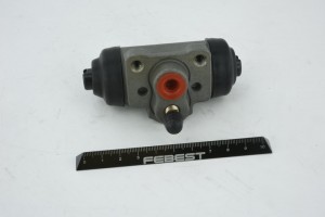Цилиндр колесный MITSUBISHI PAJERO/MONTERO SPORT KH0# 2008.07-2015.08 0478-KB4 0478-KB4 FEBEST