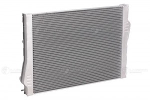 Радиатор охлаждения для а/м BMW X5 (E70) (06-) 3.0i/3.0d/4.0d/3.0t LRc26194 LRC26194 LUZAR