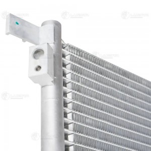 Радиатор кондиц. для а/м Sollers Atlant (23-)/JAC Sunray (23-) 2.7D (LRAC 3060) LRAC 3060 LUZAR