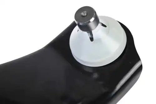 рычаг нижний левый!\ Nissan Juke 1.6/1.5DCi 10> Z24821 ZENTPARTS