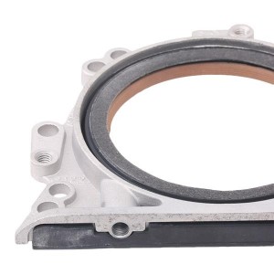 Сальник колен.вала задний 85x131x15,7 [в корпусе] 11030161701 VIKA