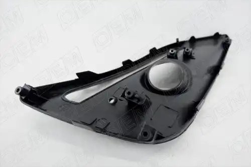ОКАНТОВКА ПРОТИВОТУМАННОЙ ФАРЫ ЛЕВАЯ KIA CEED 2 JD 2015-2018 ГЛЯНЦЕВАЯ ПОД ДХО O OEM1334L OEMPARTS