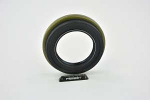 Сальник ступичный передн (49х70х8,6х16,6) 95TBS-49700917X 95TBS-49700917X FEBEST