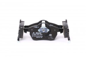 Колодки тормозные OPEL Astra G (1.8/2.2) 16V,Zafira A,B (1.6/1.8) передние (4шт. 0 986 424 457 BOSCH