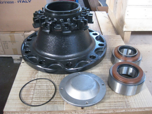 Ступица в сборе с подшипником передняя DAF 65/75/85CF/XF95/105 931750 EMMERRE