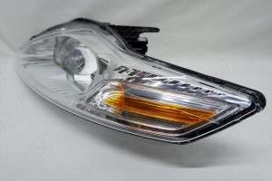 Фара левая Ford Mondeo 4 2006-2010, галоген, с габаритной лампой OEM0181FL OEMPARTS