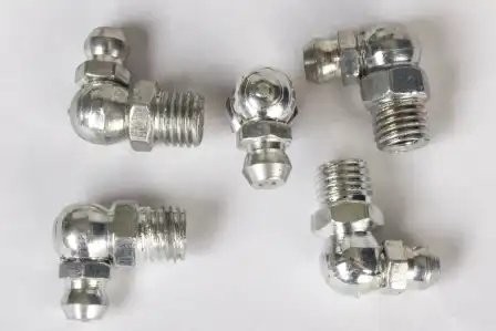 Масленка М8*1 (угол 90*) AM18009 AVTOMAGNAT