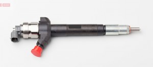 Форсунка топливная (DCRI105800) 095000-5801 DCRI105800 DENSO