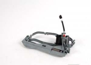 кронштейн ручки двери! лев.\ BMW E53 3.0 00> 51 21 8 243 615 BMW