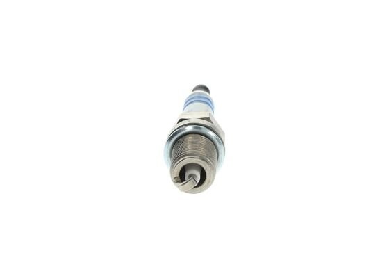 VOLVO/GM/RANAULT/NISSAN PLATINUM 0 242 235 749 BOSCH
