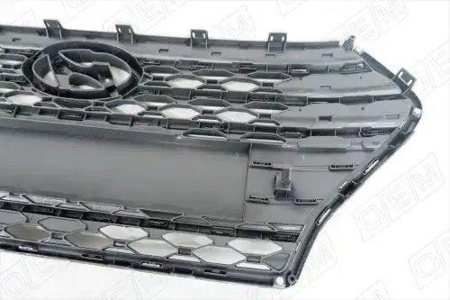 Решетка радиатора Hyundai Solaris 2 2017-2020 OEM3038 OEMPARTS