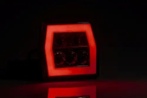 фонарь задний! LED 3-функциональный, 99,5х93 с проводом 1м\ Universal FT121LED FRISTOM