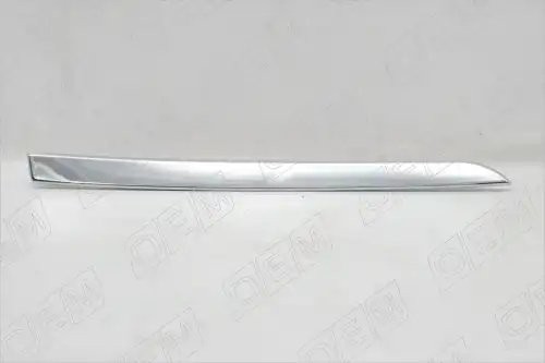Накладка решетки радиатора правая Renault Logan 2 2014-2018, хромированная OEM3332 OEMPARTS