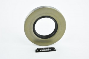 Сальник привода (39X74X11) 95GDS-39741111R 95GDS-39741111R FEBEST
