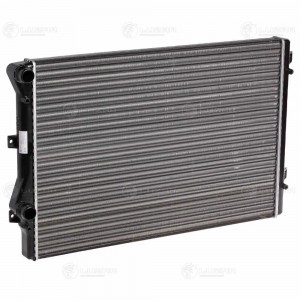 Радиатор двигателя VAG Superb II (08-)/Passat B5 (05-)/Golf V (03-)/Golf VI (07- LRC1811J LUZAR