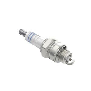Свеча зажигания BOSCH 0 242 235 665 BOSCH