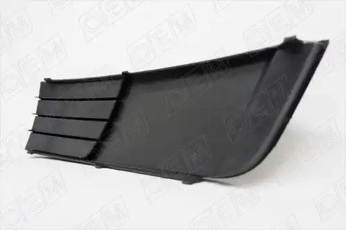 Заглушка противотуманной фары правая Skoda Octavia 3 A7 2013-2017 OEM1476R OEMPARTS