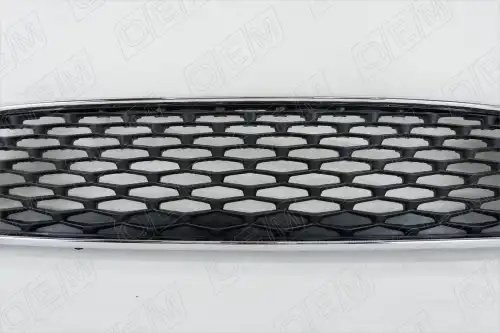 Решетка радиатора Ford Focus 3 2015-нв OEM3087 OEMPARTS