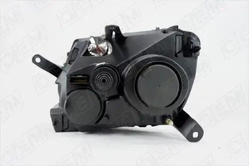 Фара правая Renault Duster 1 2011-2015, светлая OEM0102FR OEMPARTS