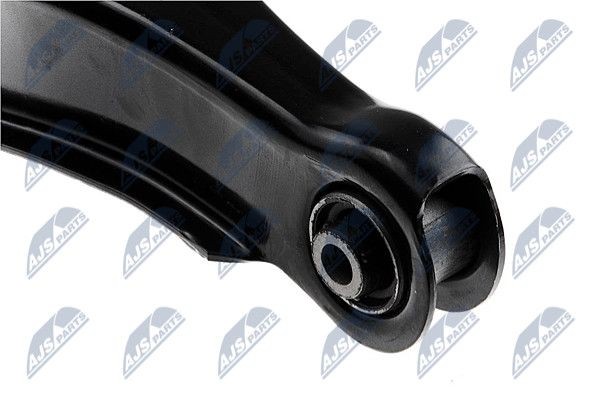 рычаг зад.поперечный правый!\Mitsubishi Outlander/ASX,Citroen C-CROSSER,Peugeot4 ZWTMS009 NTY