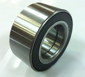 Подшипник ступицы VW Passat (96-00) AUDI 80,100,A4,A6,A8 (88-05) передней GMB GH043060 GMB