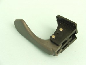 Ручка двери внутренняя ВАЗ 2110, 2111, 2112 (задняя) правая (крючок) 21120620518000 DAAZ