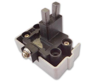 Щеткодержатель Москвич,РАФ,ПАЗ,УАЗ,ЛАЗ,ЛиАЗ генератора 16,161.3771 в сборе 14V Э 161.3771 ENERGOMASH