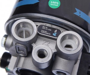 Осушитель воздуха КАМАЗ-5490 (24V,4 выхода) MEGAPOWER 35023006 MEGA POWER