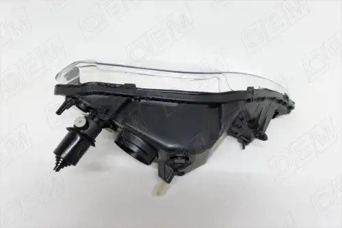 Фара левая Renault Logan 1 2009-2014, повторитель ближе к крылу, с корректором OEM0169FL OEMPARTS