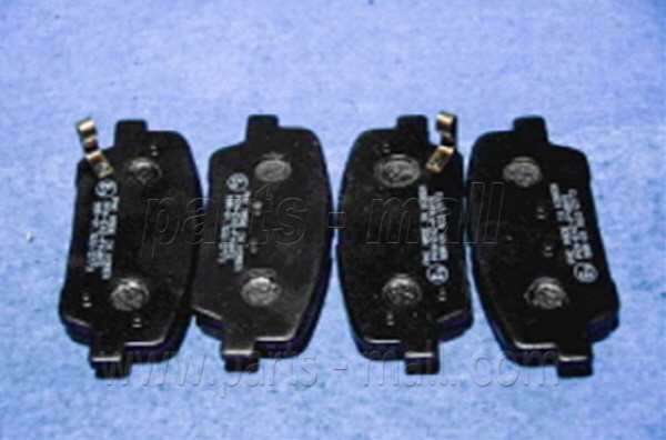 Колодки тормозные HYUNDAI GENESIS(BH) 08-13 PKA-E42 PKAE42 PMC PARTS MALL
