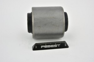 Сайлентблок SAB-B12R2 SAB-B12R2 FEBEST