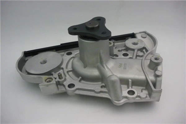 помпа!\ Mazda 323/MX-5, Kia Shuma 1.5-1.8i 89-98 GWK-71A GMB