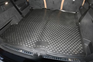 коврик в багажник! длинный полиуретан 1шт.\ Volvo XC90 5 мест/7 мест 15> CARVOL00004 ELEMENT
