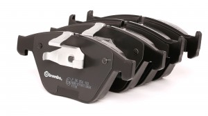 P06054 колодки дисковые передние!\ BMW E65/E66 3.5i/4.5i/3.0D/4.0D 01> P 06 054 BREMBO