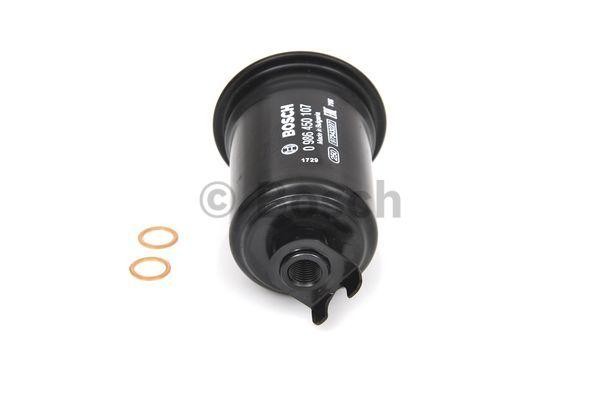 фильтр топливный!\ Toyota Carina E 2.0i,Mitsubishi Galant 1.8-2.5 92-97 0 986 450 107 BOSCH