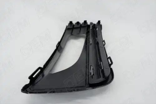 Окантовка противотуманной фары левая Volkswagen Polo sedan 5 2015-2020, под хром OEM1302L OEMPARTS