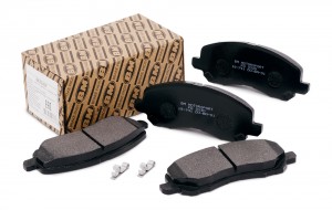 Колодки тормозные дисковые передние FD3330 FD3330 BM MOTORSPORT