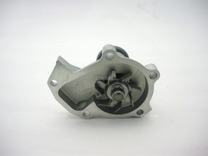 помпа!\ Daihatsu Applause/Charade 1.3-1.6/1.0TD 16V 89> GWD32A GMB