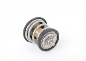 Термостат VW Amarok (10-15),Beetle AUDI A3 OE 06H 121 113 B VAG