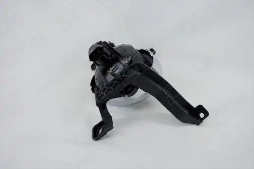 Фара противотуманная левая Kia Sorento 2 XM 2009-2012 OEM0057PTFPL OEMPARTS