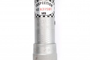 Ключ динамометрический 1/2" 70-350 Нм пласт.кейс    L=630мм /ДЕЛО ТЕХНИКИ/ 690235 DELO TEHNICI