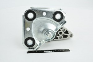 подушка ДВС правая!\ Mazda Demio DY3/DY5 02-07 /Verisa DC5 04> MZM-025 FEBEST