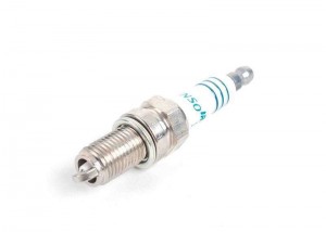 Свеча зажигания VW Golf,Touareg LongLife OE 101 905 606 A VAG
