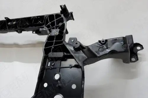 Панель передняя (суппорт радиатора) Kia Sportage 3 SL (2010-2016) OEM0106PANP OEMPARTS