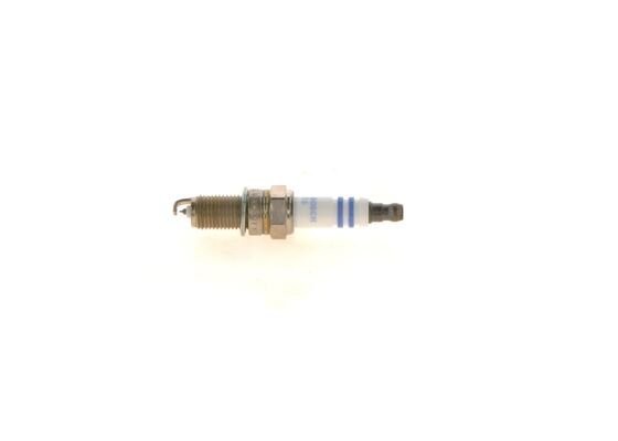 Свеча зажигания BOSCH 0 242 140 514 BOSCH