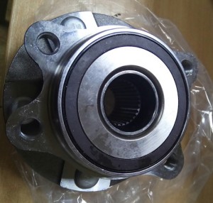 Ступица TOYOTA Rav 4 (06-),Auris (07- ) (2.0 D/2.2 D),Corolla (06-) (2.0 D) пере GH32670 GMB