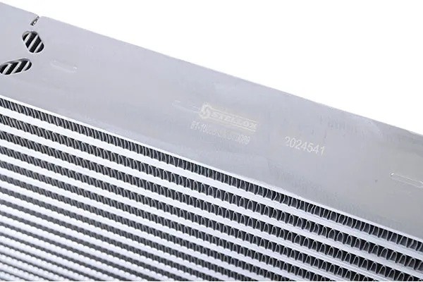 интеркулер! Plastic/Aluminium 540x352x62\ MAN L2000 93> 8110858SX STELLOX