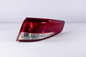 ФОНАРЬ (НАРУЖНЫЙ) RH RIO 4 15- СЕДАН JH0315K2005AR JH0315K2005AR JORDEN