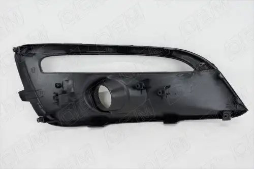 ОКАНТОВКА ПРОТИВОТУМАННОЙ ФАРЫ ЛЕВАЯ KIA CEED 2 JD 2015-2018 ГЛЯНЦЕВАЯ ПОД ДХО O OEM1334L OEMPARTS